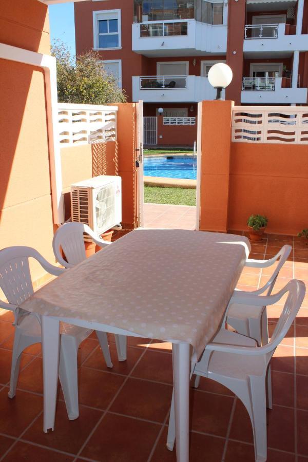 Apto. Con Gran Terraza Y Acceso Directo A Piscina. Denia Luaran gambar